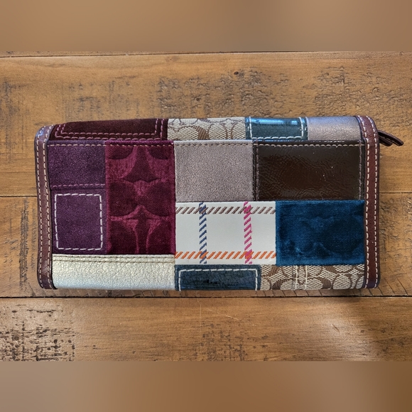 Coach Patchwork Wallet - Picture 3 of 6